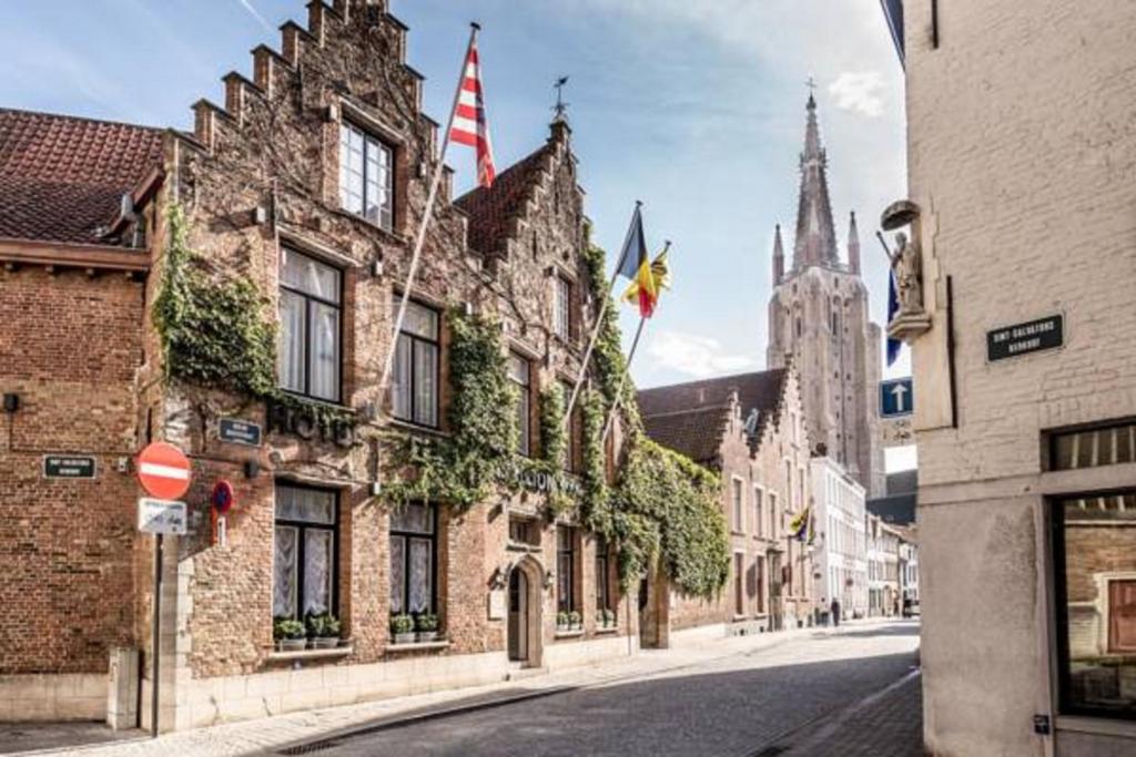 hotels with balcony in Bruges