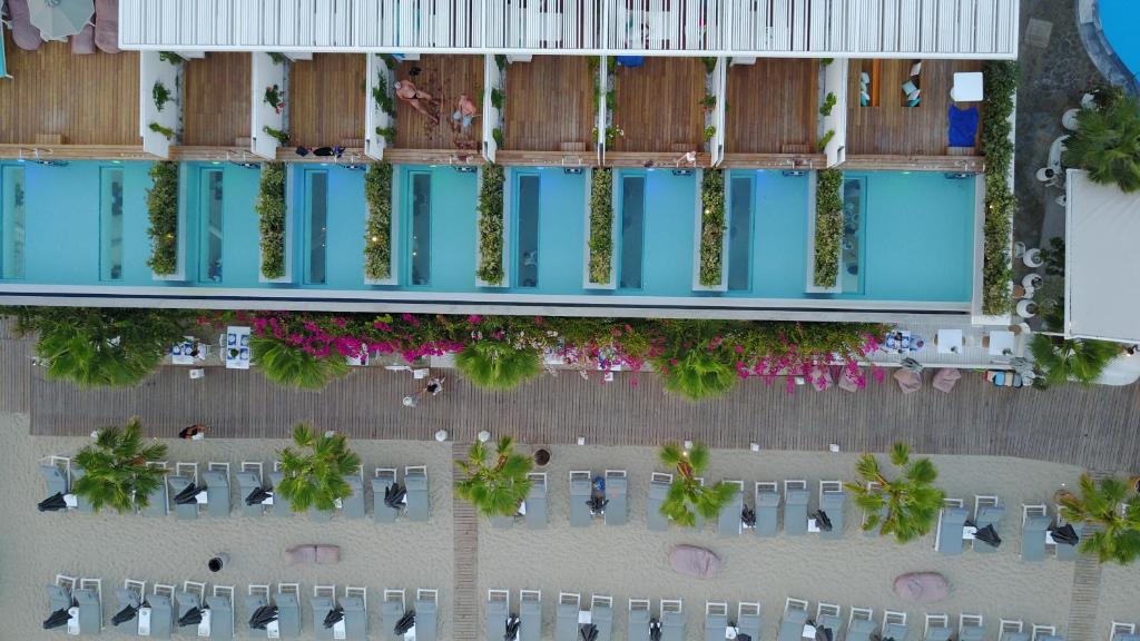 hotels with balcony in Platis Yalos