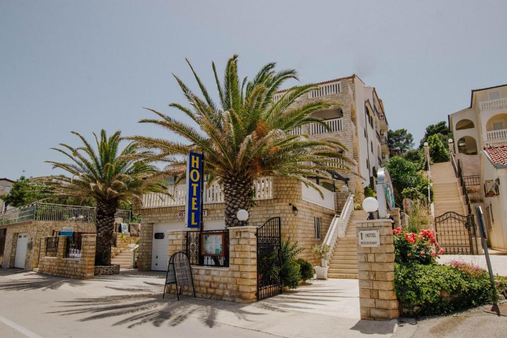 hotels with balcony in Trogir Mastrinka