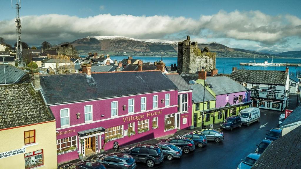 hotels with balcony in Carlingford