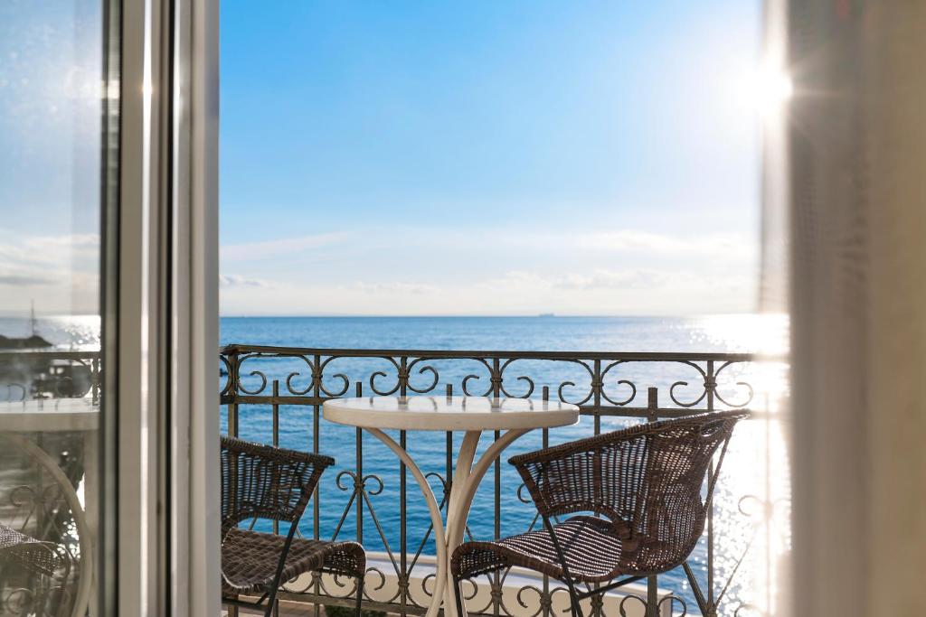 hotels with balcony in Opatija