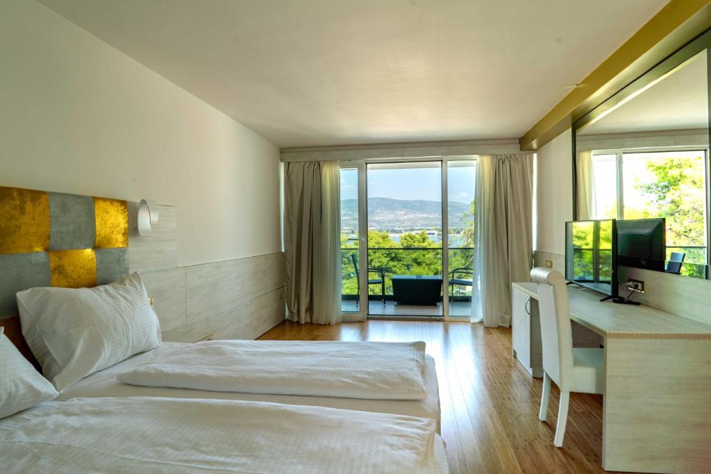 hotels with balcony in Trogir Mastrinka