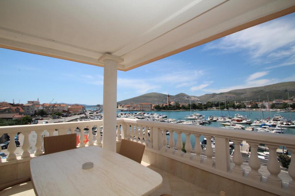 hotels with balcony in Trogir St Sebastian