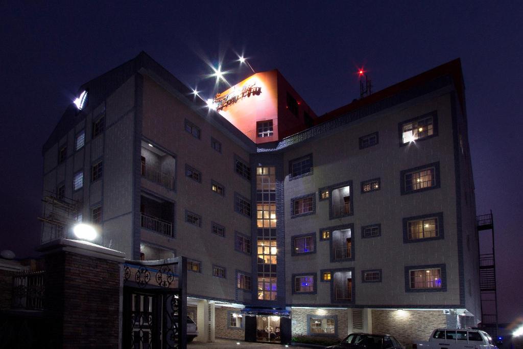 hotels with balcony in Ikeja