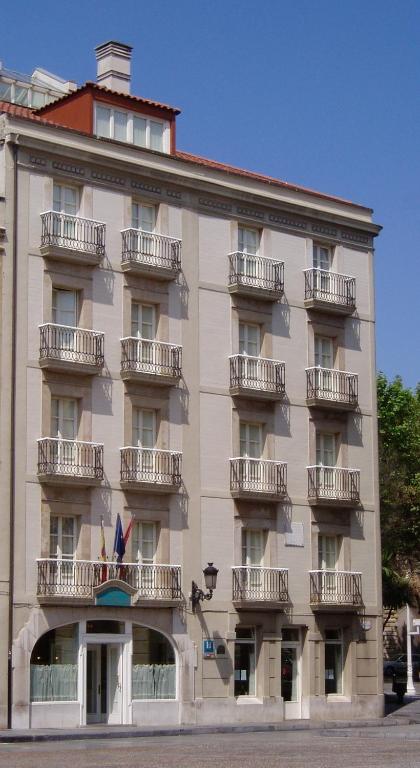 hotels with balcony in Gijon