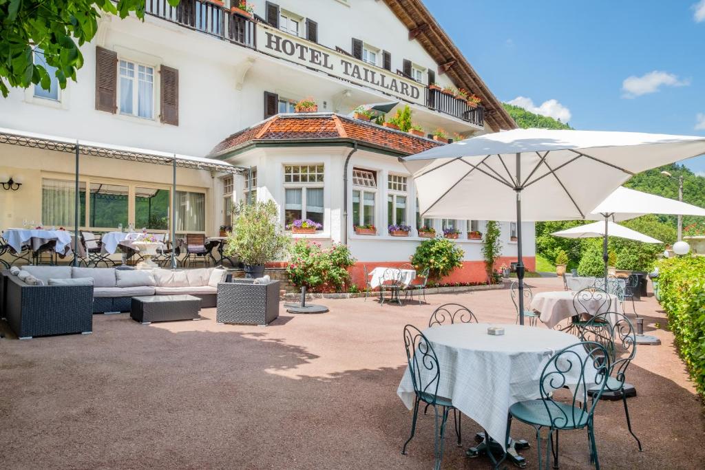 hotels with balcony in Jura Mountains