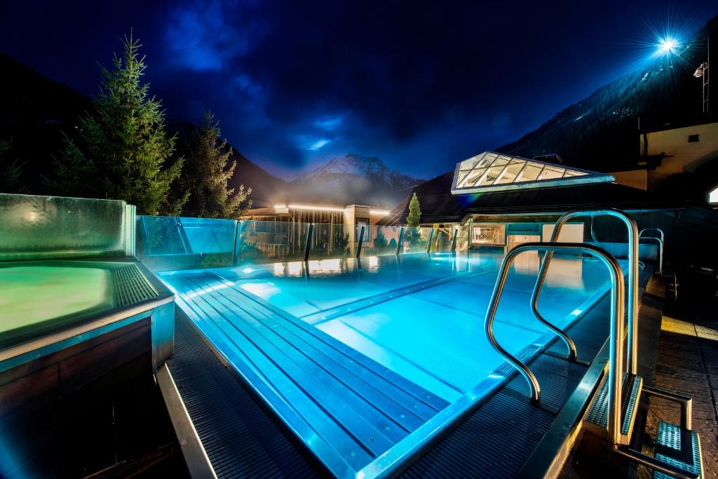 hotels with balcony in Mayrhofen