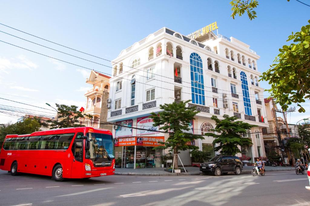 hotels with balcony in Ha Long