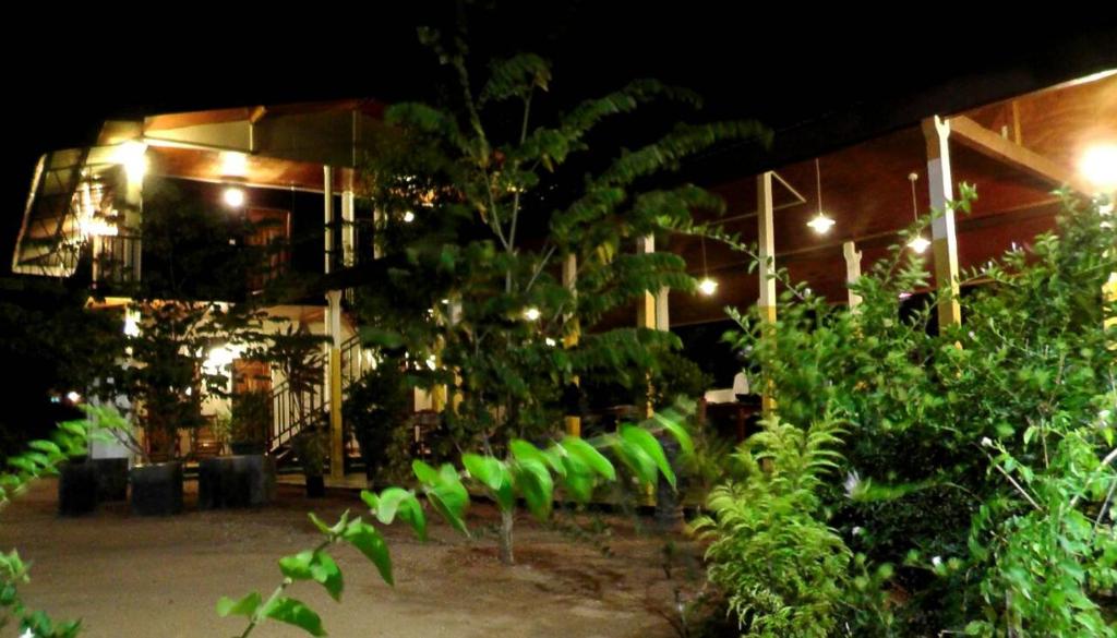 hotels with balcony in Trincomalee