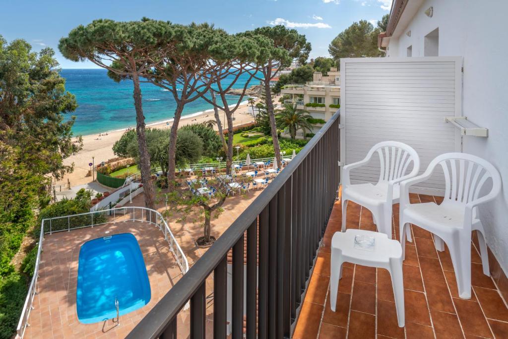 hotels with balcony in Platja Daro