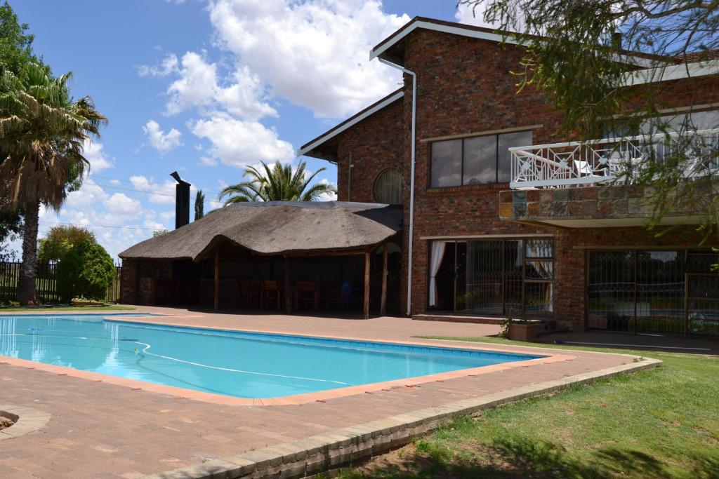 hotels with balcony in Bloemfontein