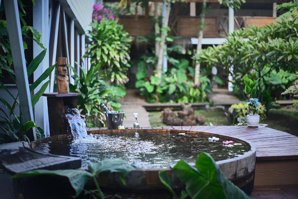 hotels with balcony in Easter Island