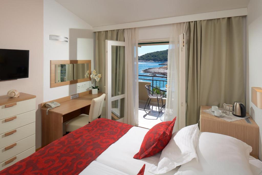 hotels with balcony in Hvar Croatia