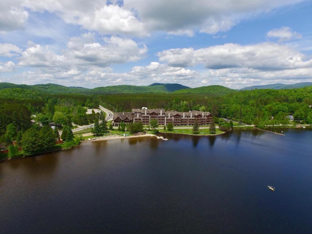 hotels with balcony in Mont Tremblant