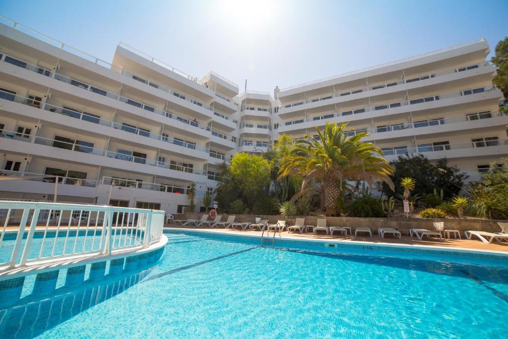 hotels with balcony in Santa Ponsa