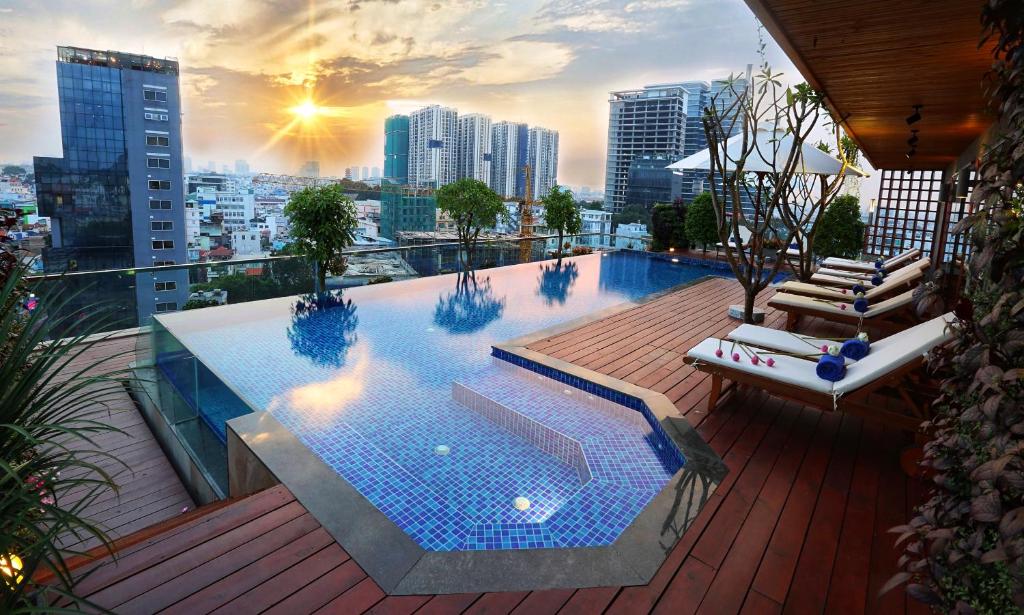 hotels with balcony in Ho Chi Minh City