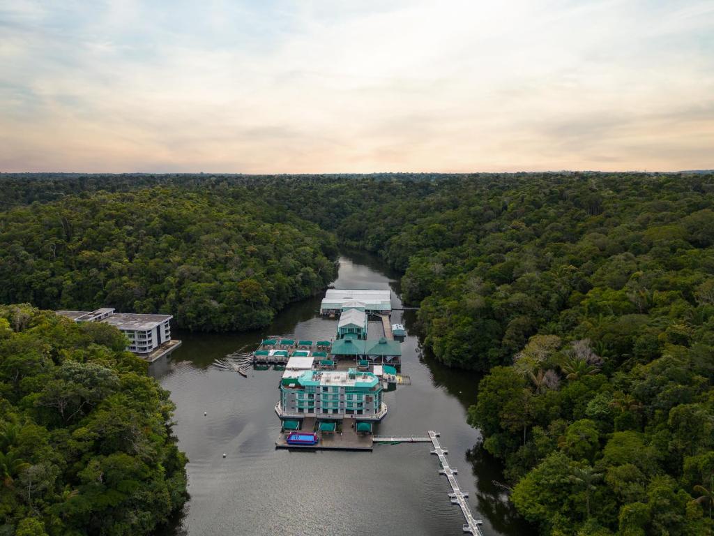 hotels with balcony in Manaus