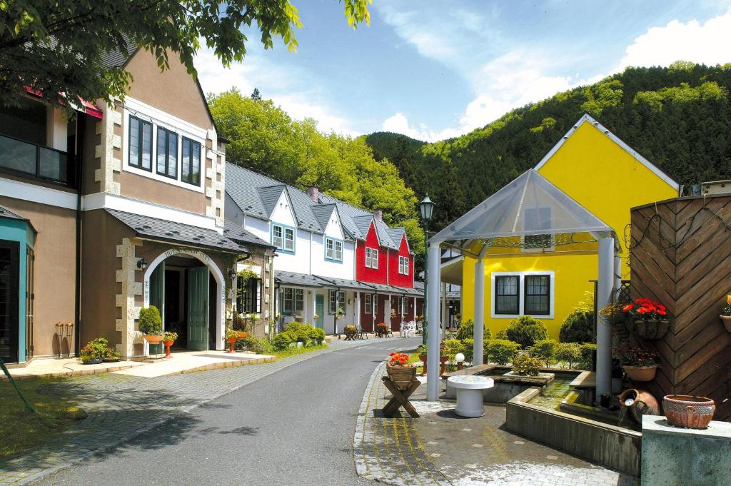 hotels with balcony in Nikko