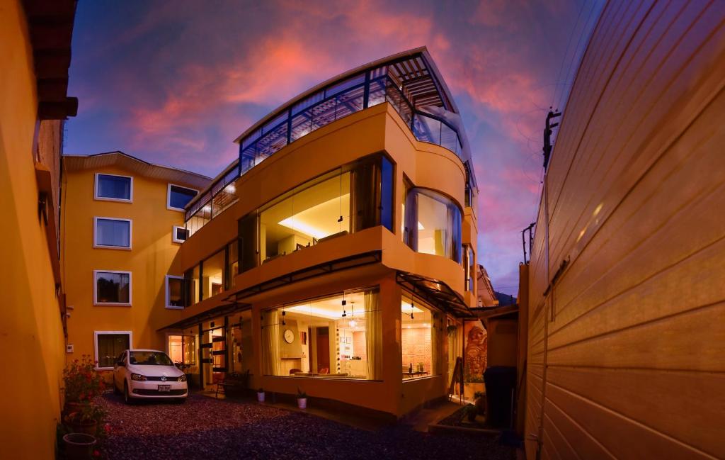 hotels with balcony in Cusco Peru San Pedro Market