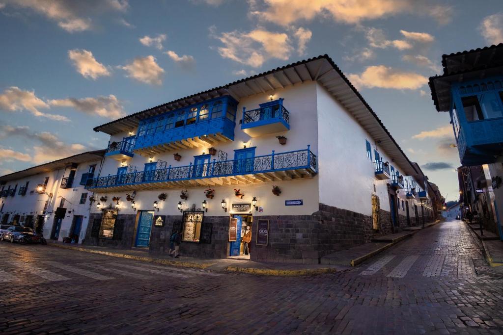 hotels with balcony in Cusco Peru Qenco Archaeological Complex