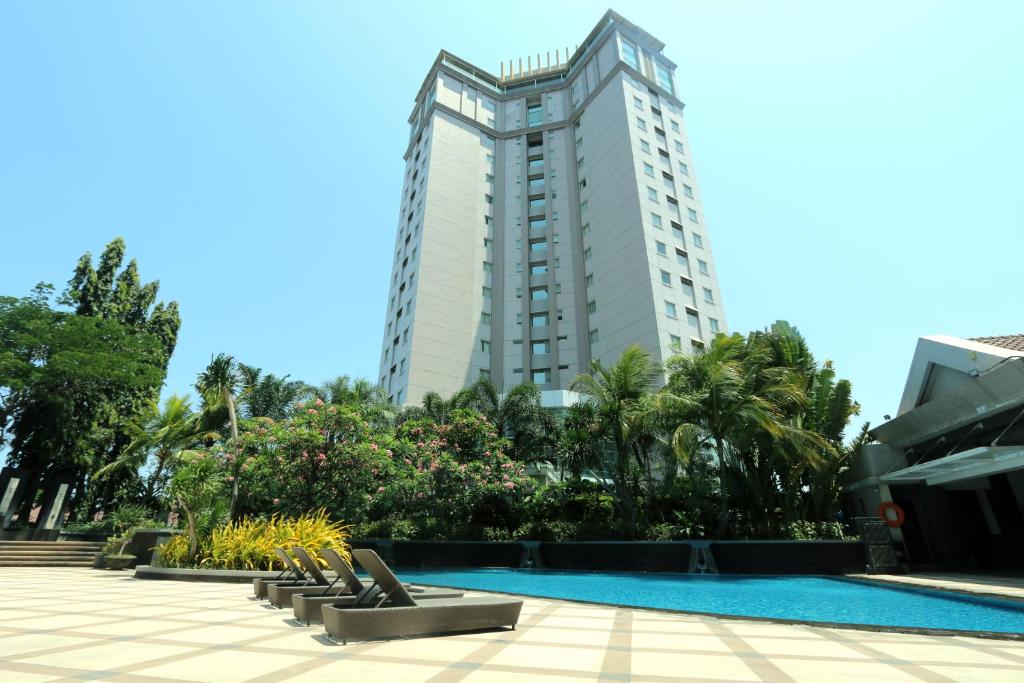 hotels with balcony in Surabaya