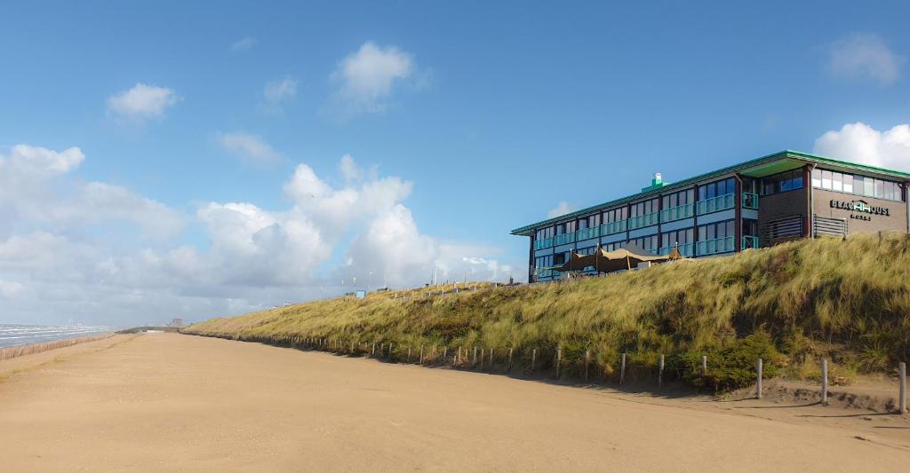 hotels with balcony in Zandvoort