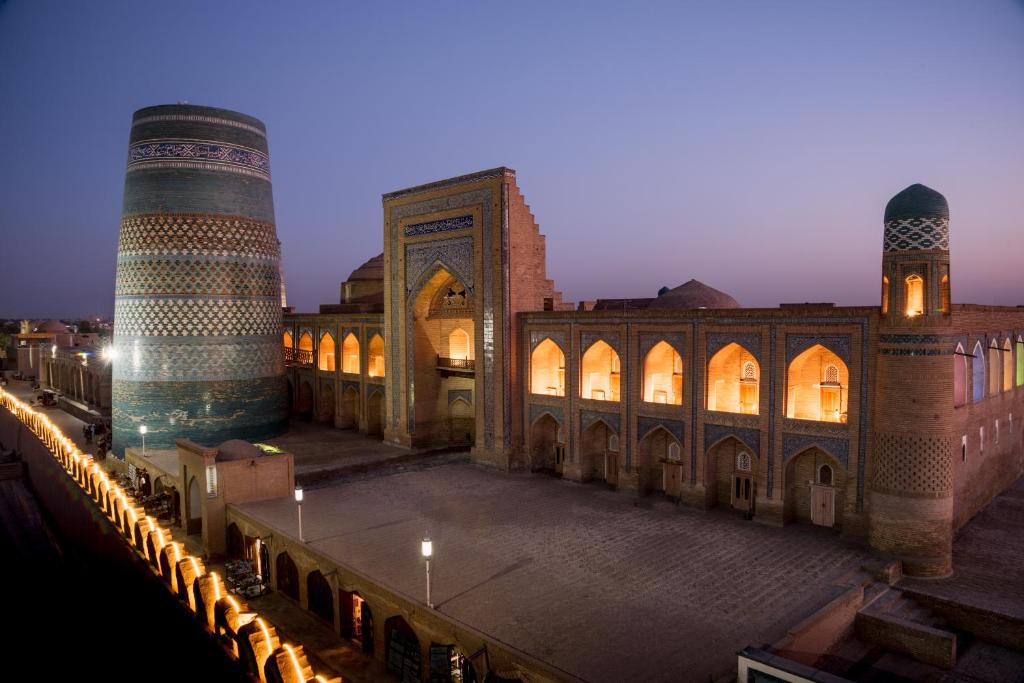 hotels with balcony in Khiva