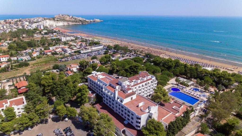 hotels with balcony in Vieste