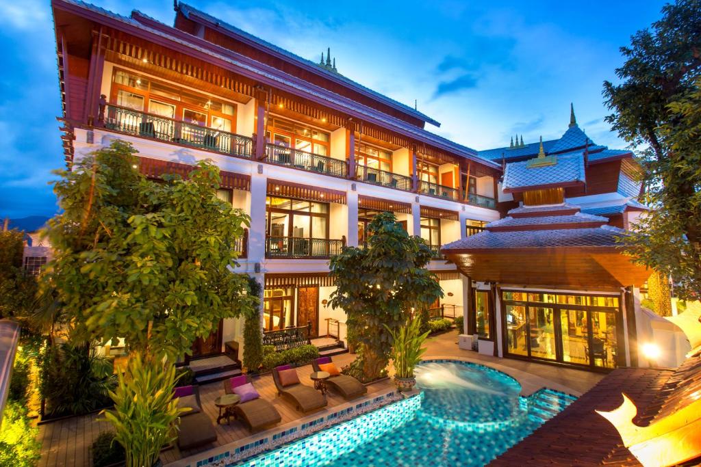 hotels with balcony in Chiang Mai Thailand