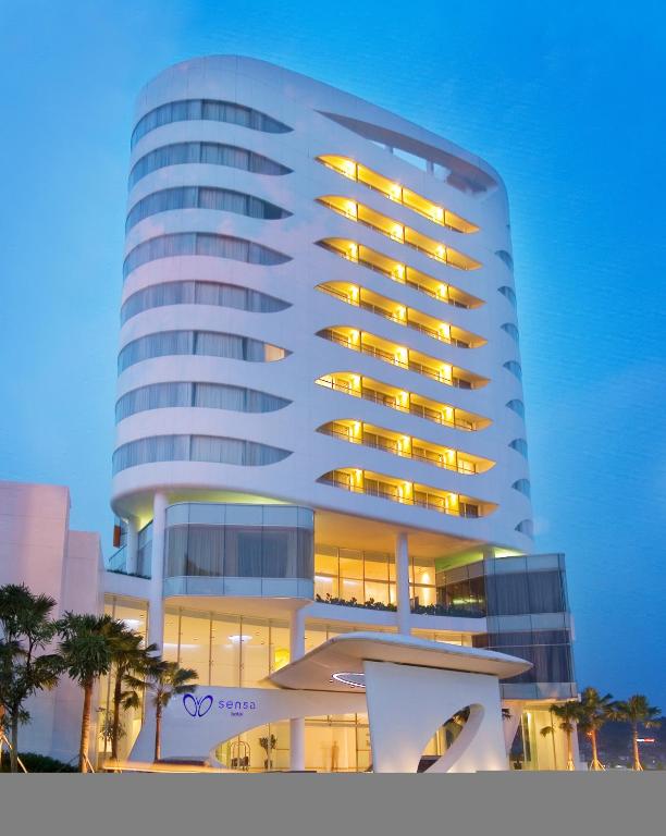 hotels with balcony in Bandung