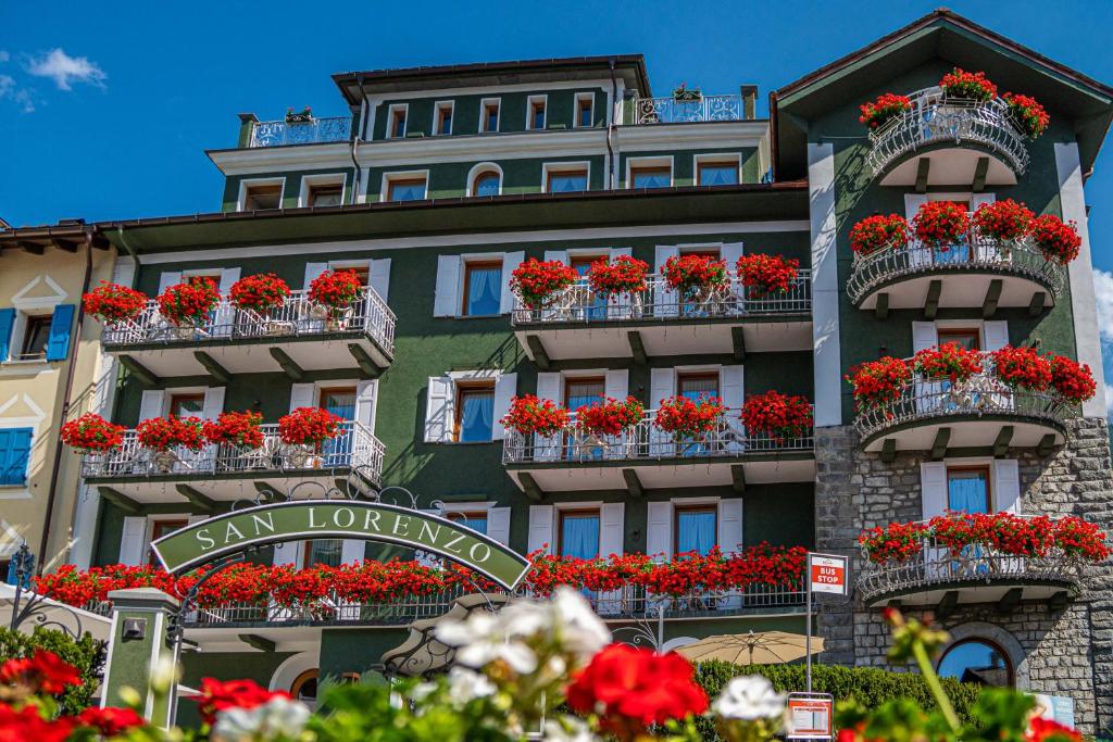 hotels with balcony in Bormio