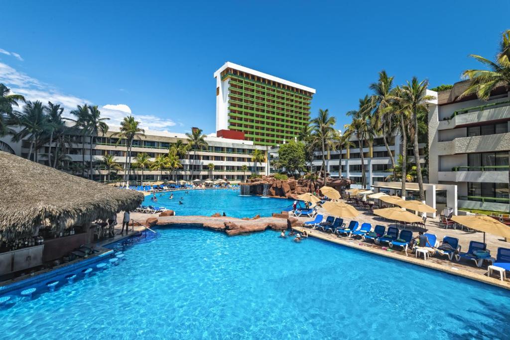 hotels with balcony in Mazatlan