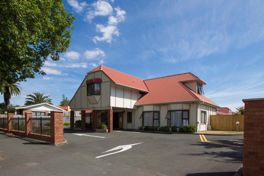 hotels with balcony in Hamilton New Zealand