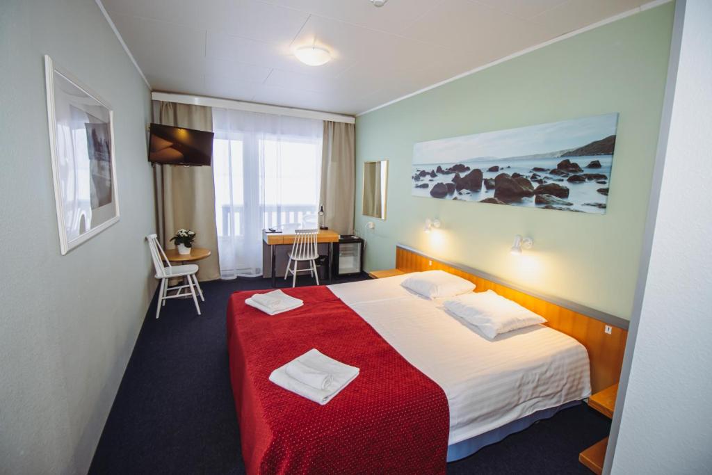 hotels with balcony in Haapsalu