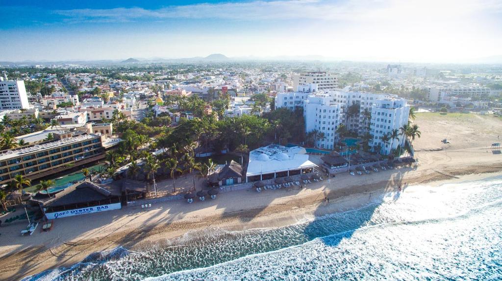 hotels with balcony in Mazatlan