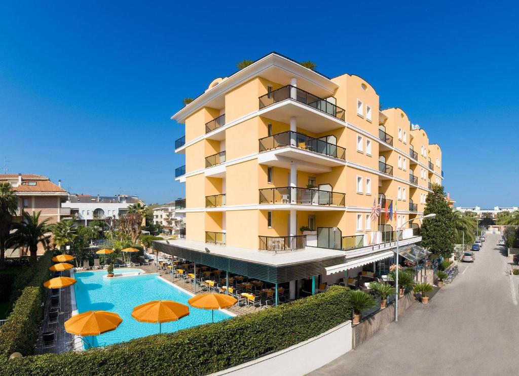 hotels with balcony in San Benedetto Del Tronto