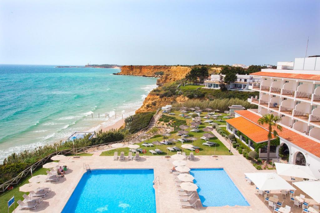 hotels with balcony in Conil De La Frontera