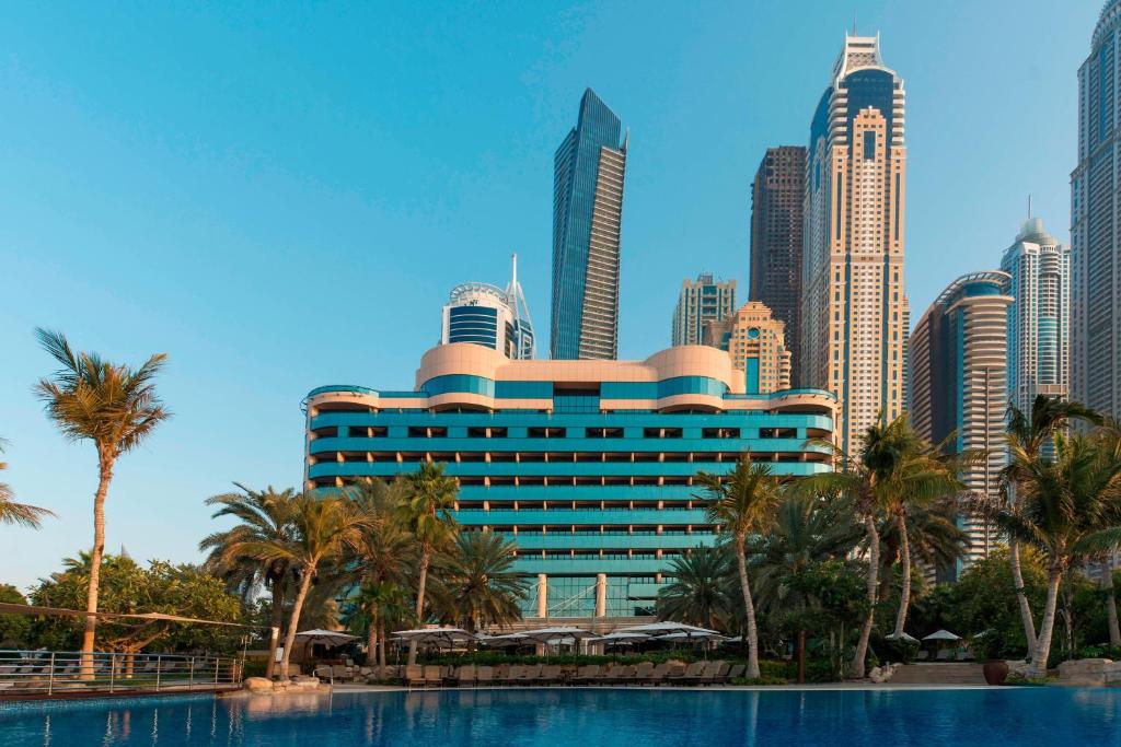 hotels with balcony in Dubai Jumeirah Lakes Towers