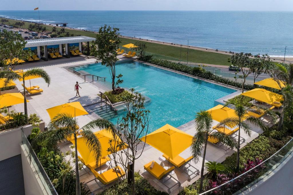 hotels with balcony in Colombo