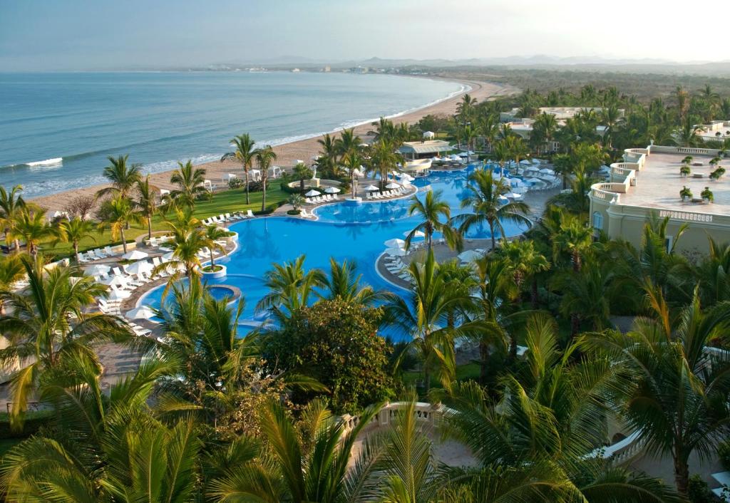 hotels with balcony in Mazatlan