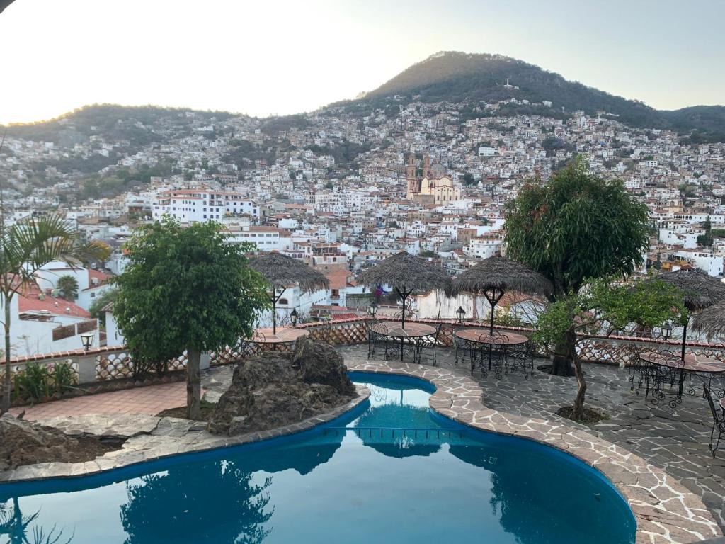 hotels with balcony in Taxco De Alarcon