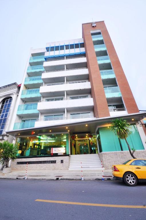 hotels with balcony in Hat Yai