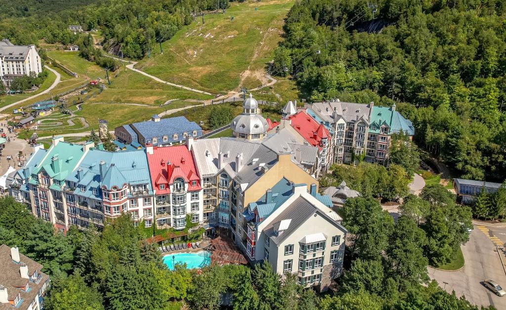 hotels with balcony in Mont Tremblant