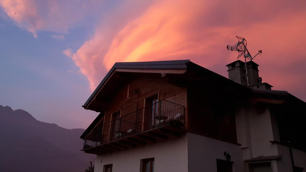 hotels with balcony in Aosta