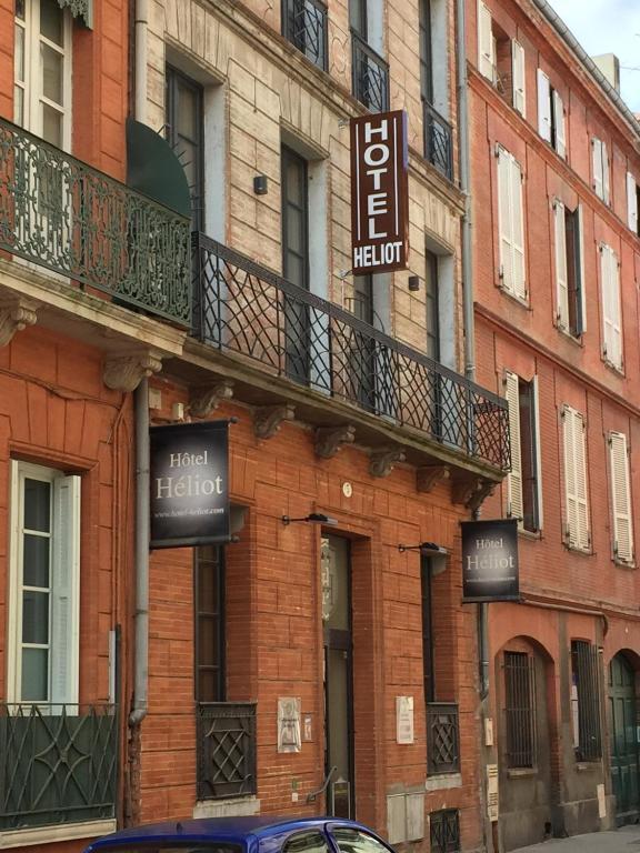 hotels with balcony in Toulouse