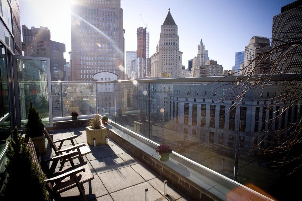 hotels with balcony in New York