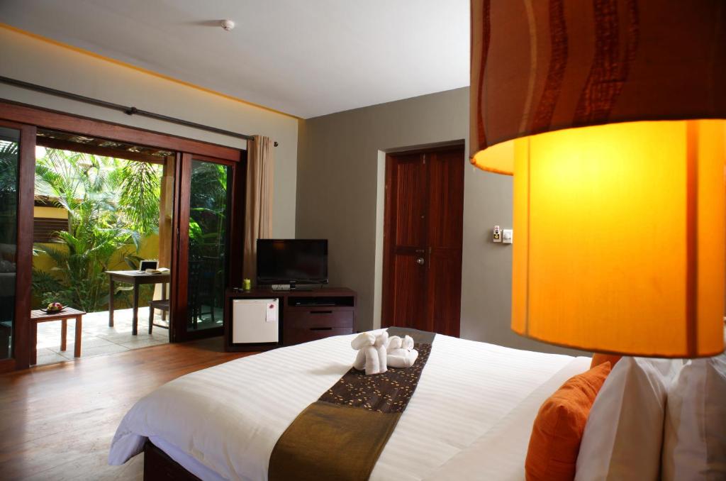 hotels with balcony in Khao Lak