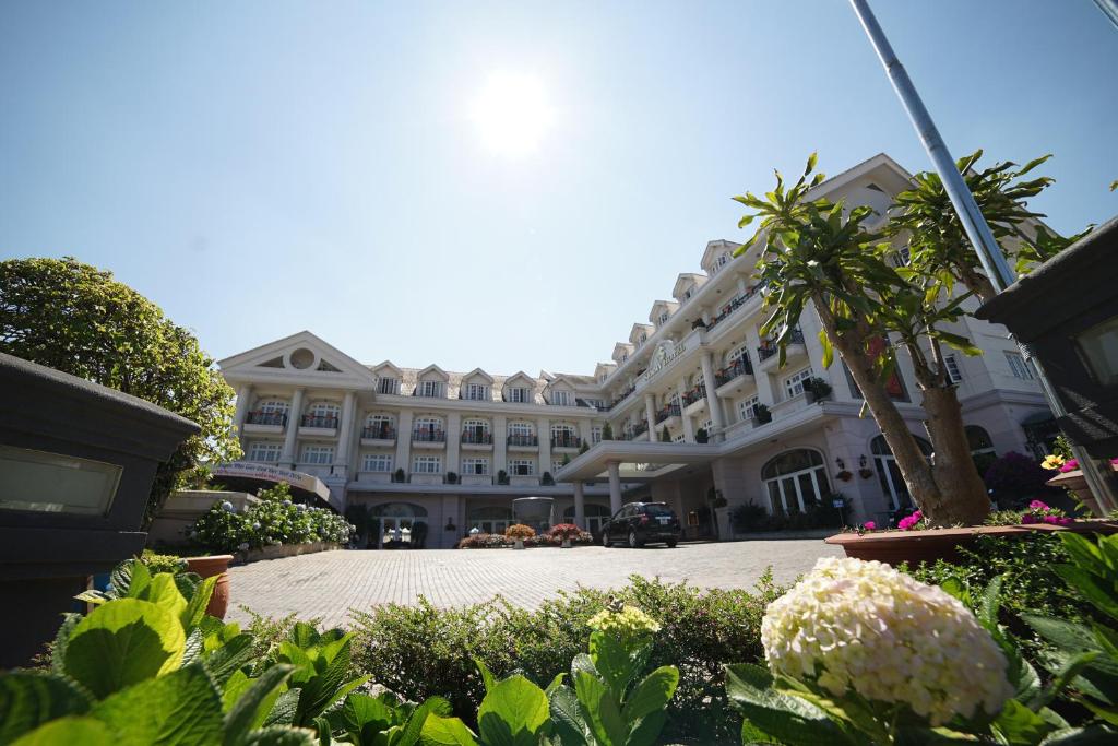 hotels with balcony in Da Lat