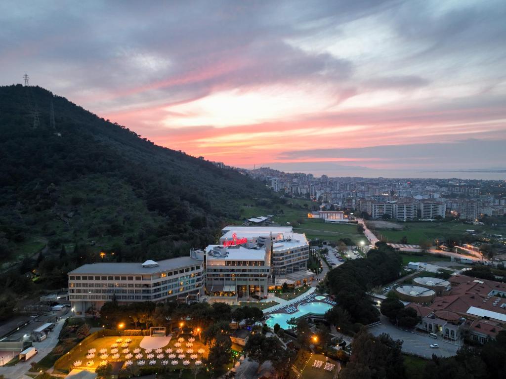 hotels with balcony in Izmir