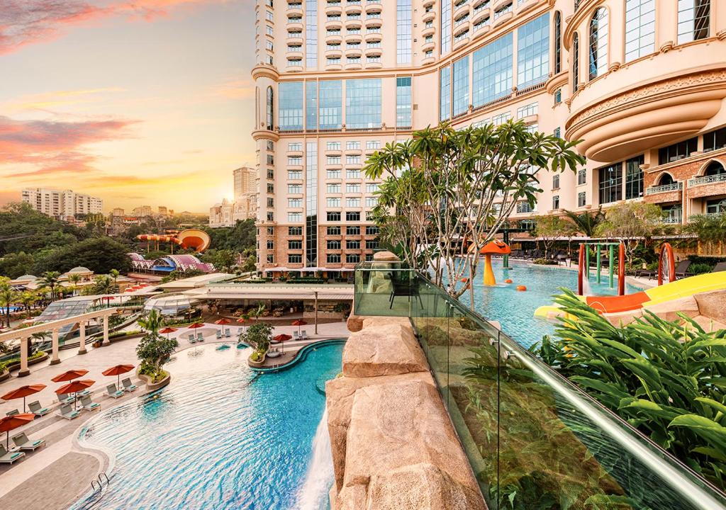 hotels with balcony in Kuala Lumpur